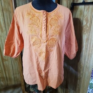 Womens XL shirt